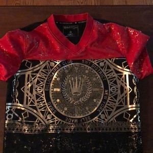 I’m selling a shirt